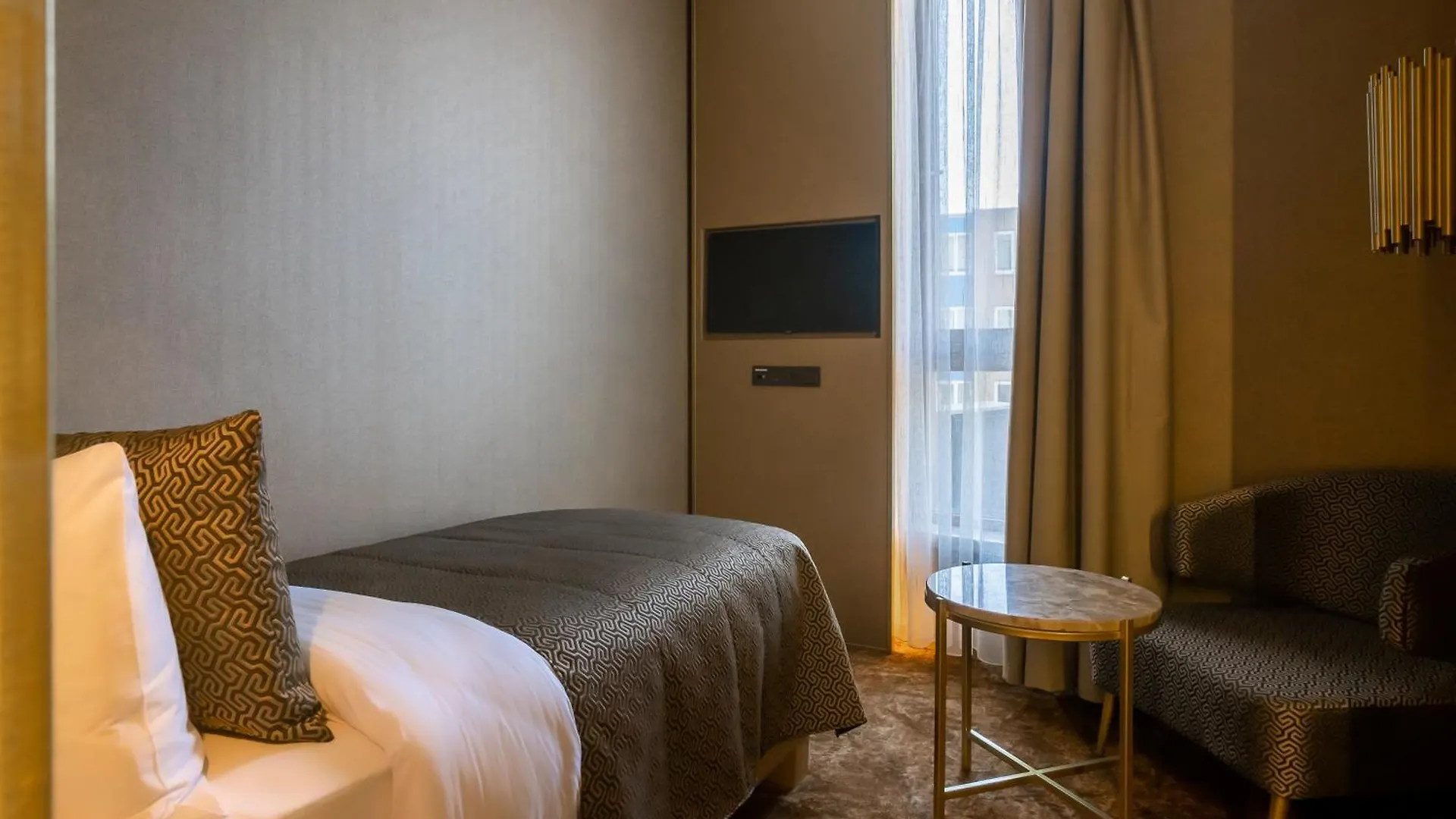 Art Hotel Rotterdam-Fully Renovated Netherlands